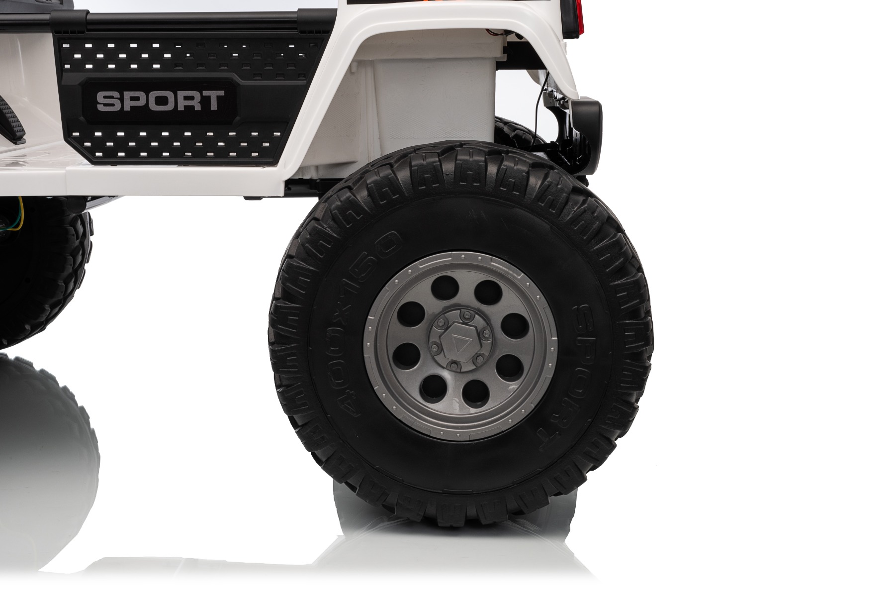 Large EVA wheels with high chassis