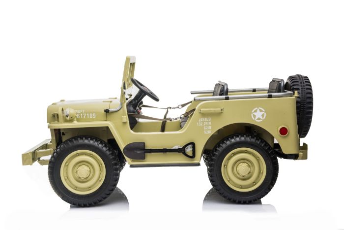 Electric ride-on USA ARMY-car 4X4, Three-seated, MP3 Player Electric ride-on USA ARMY-car 4X4, Three-seated, MP3 Player