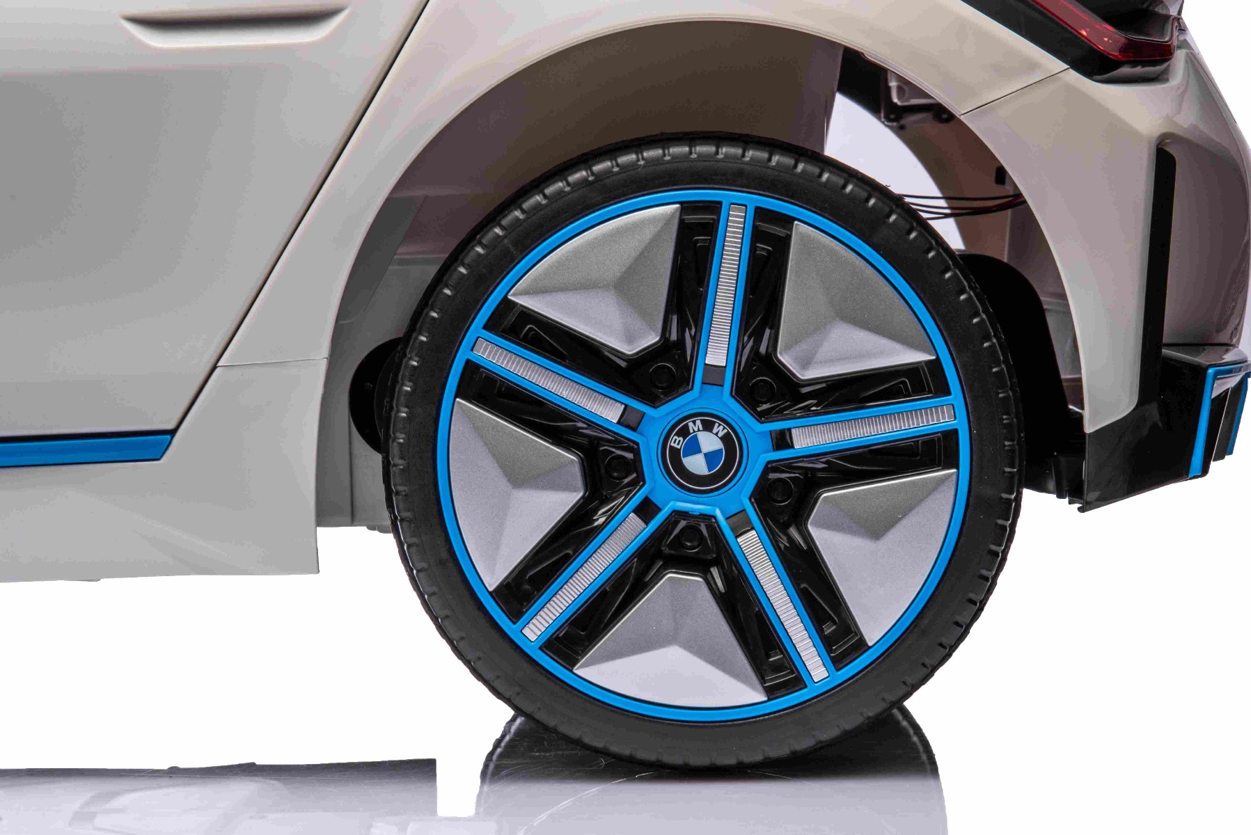 Plastic wheels